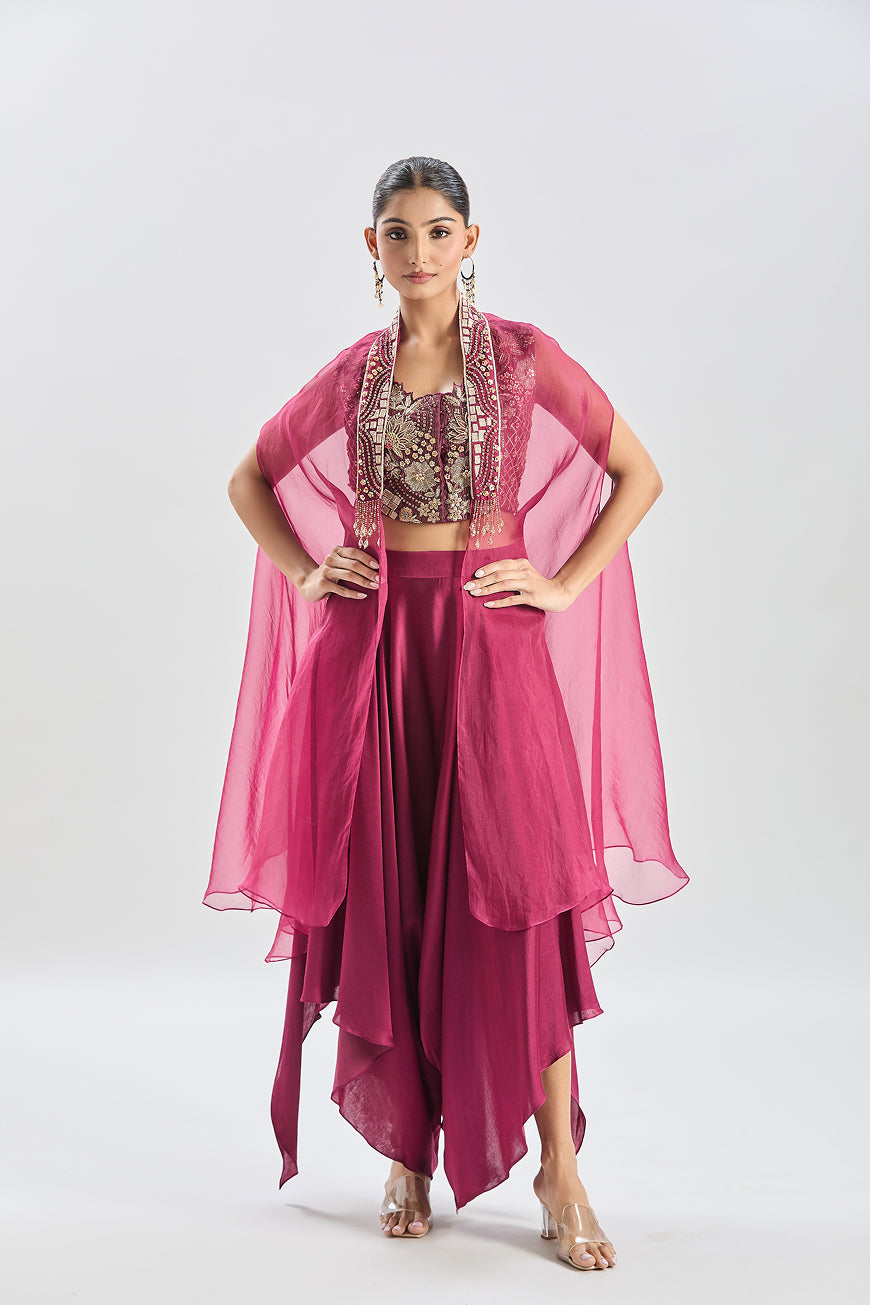 Wine cape with low crotch pants